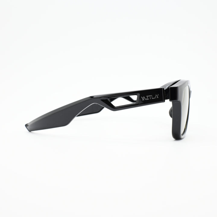 XAZTLAN ザストラン<br>CHEROKEE チェロキー<br>GLOSSY BLACK/Crysyal Amber Green R425<br>