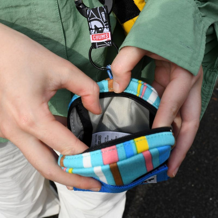 CHUMS チャムス<br>Smart Phone Stand Pouch Sweat Nylon スマートフォン スタンド ポーチ スウェットナイロン<br>