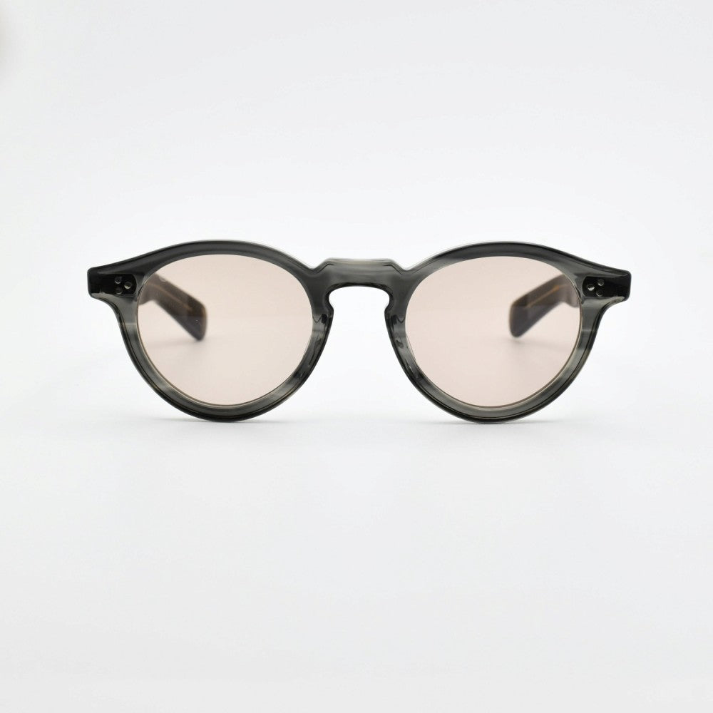 田中 みな実さん「GOETHE」着用モデル<br>EYEVAN アイヴァン CONNER SUN col-WNG lens-LT.BR