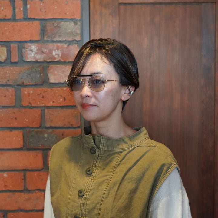 豊川 悦司さん NETFLIX「地面師たち」アフタートーク 着用モデル<br>EYEVAN アイヴァン Dazzling col-G SB2 lens-MD GY 51サイズ