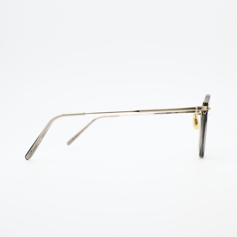 山田 涼介さん 着用モデル EYEVAN アイヴァン E-0505 col-SMK/G lens-LT GY 47サイズ