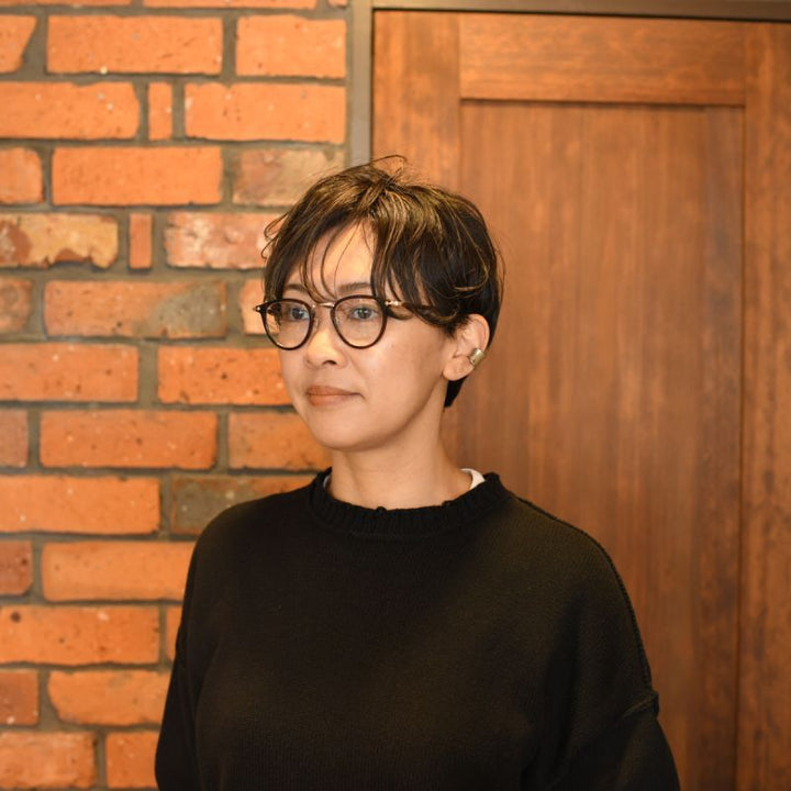 松本 若菜さん 「西園寺さんは家事をしない」着用モデル<br>EYEVAN アイヴァン E-0513 col-BST/G 45サイズ