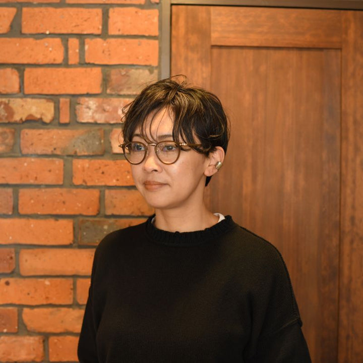 松本 若菜さん 「西園寺さんは家事をしない」着用モデル<br>EYEVAN アイヴァン E-0513 col-SPA/G 45サイズ