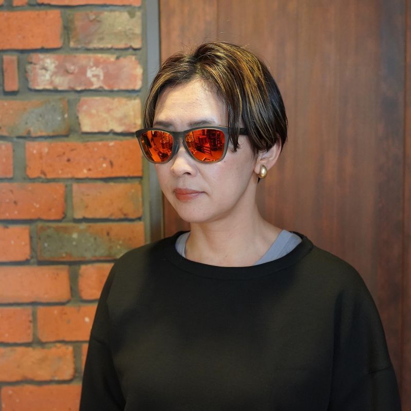 OAKLEY オークリー FROGSKINS RANGE フロッグスキンレンジ アジアンフィット MATTE GREY SMOKE/ PRIZM RUBY OO9284A-0155