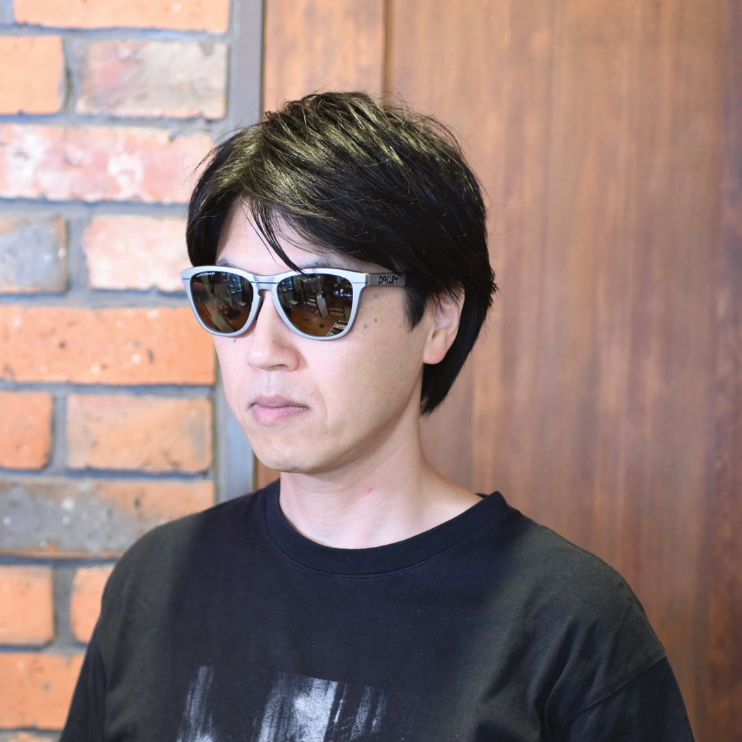 OAKLEY オークリー<br>FROGSKINS RANGE フロッグスキンレンジ OO9284A-1555<br>TITANIUM/PRIZM BLACK POLARIZED<br>