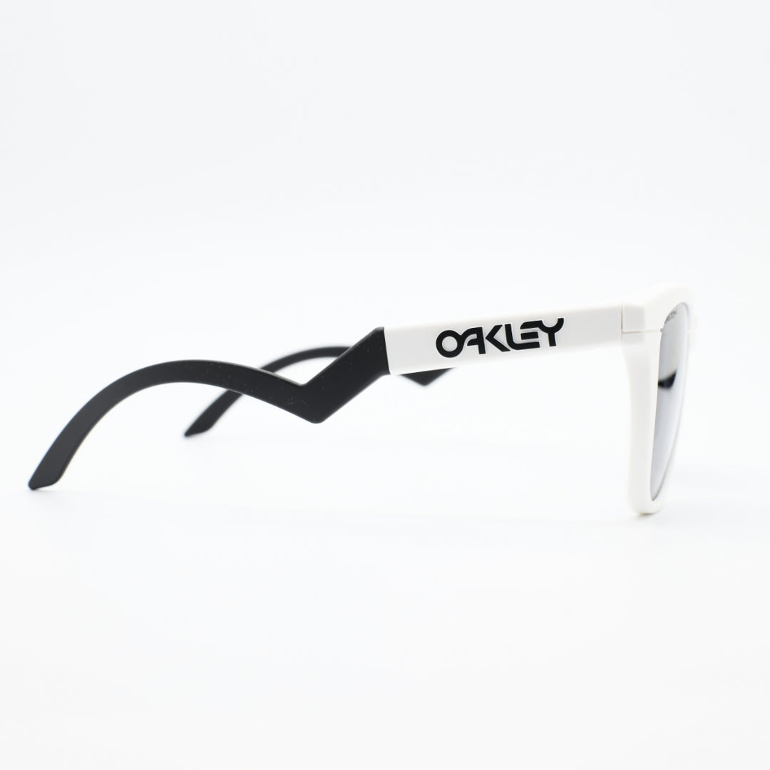 OAKLEY オークリー FROGSKINS HYBRID DUALITY COLLECTION フロッグスキン ハイブリッド MATTE WHITE/ PRIZM GREY OO9289-0855