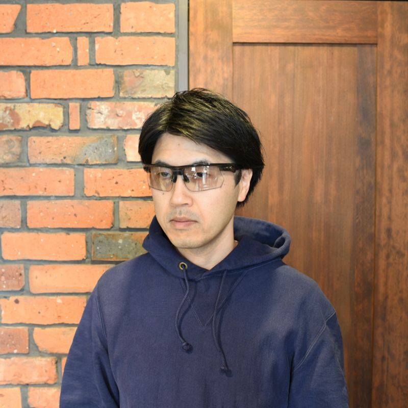 OAKLEY オークリー BISPHAERA バイスフィエラ OO9400-1168 GREY SMOKE/CLEAR TO BLACK IRIDIUM PHOTOCHROMIC ハイブリッジフィット