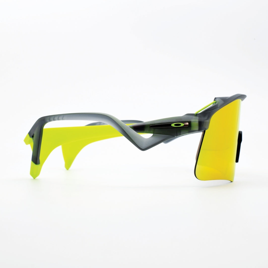 OAKLEY オークリー<br>STUNT WING スタントウィング OO9519-0441<br>MATTE GREY SMOKE/PRIZM RUBY<br>