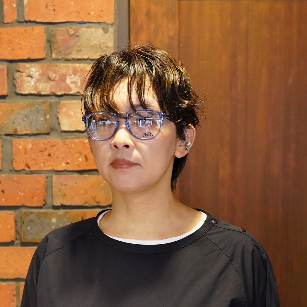 OAKLEY オークリー PITCHMAN R ピッチマンR OX8105-2252 TRANSPARENT BLUE/デモレンズ 52サイズ