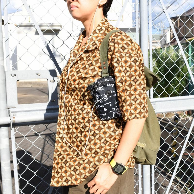 CHUMS チャムス Recycle Portable Music Pouch リサイクルポータブルミュージックポーチ