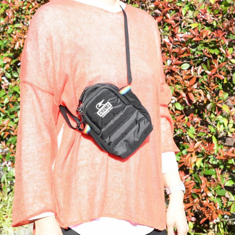 CHUMS チャムス Spring Dale Padded Shoulder Pouch