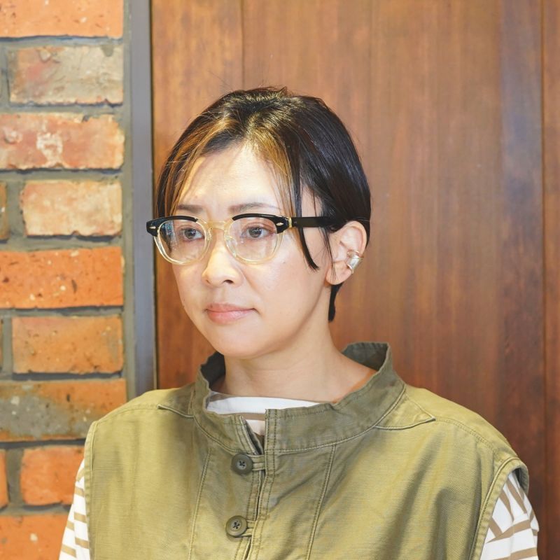 EYEVAN アイヴァン WEBB col-PBK/ECR 47サイズ<br>小泉 今日子さん 「続・続・最後から二番目の恋」 竜星 涼さん「潜入兄妹 特殊詐欺匿名捜査官」<br>飯豊 まりえさん「Oggi」 加藤 史帆さん「CanCam」 着用モデル